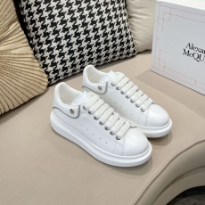 Alexander Mcqueen Low Shoes